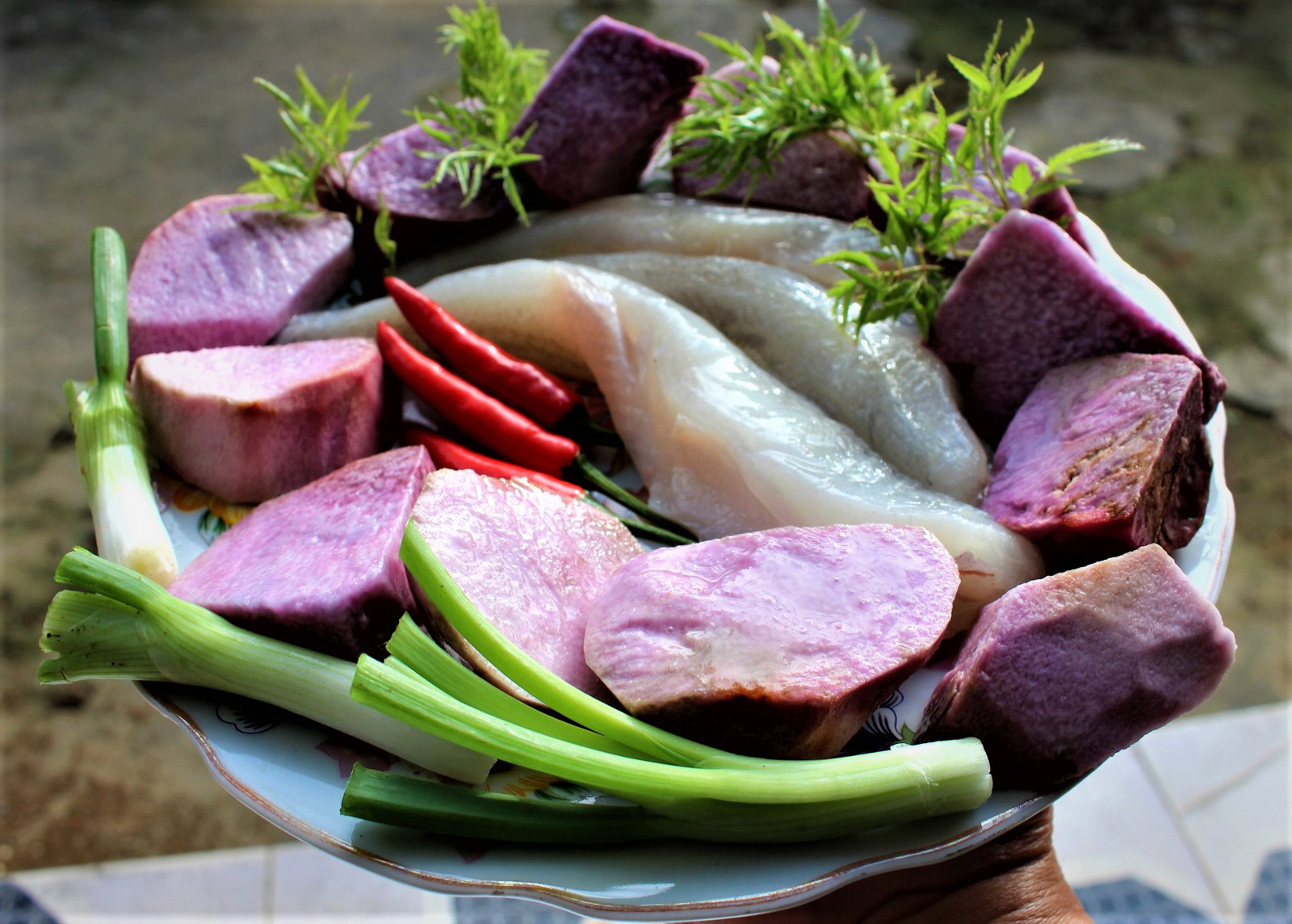 ស៊ុបត្រីដំឡូងផ្អែមដែលអ្នកអាចញ៉ាំបានរហូតមិនធុញ - រូបថត ២. Canh cá khoai ăn hoài không ngán - Ảnh 2.