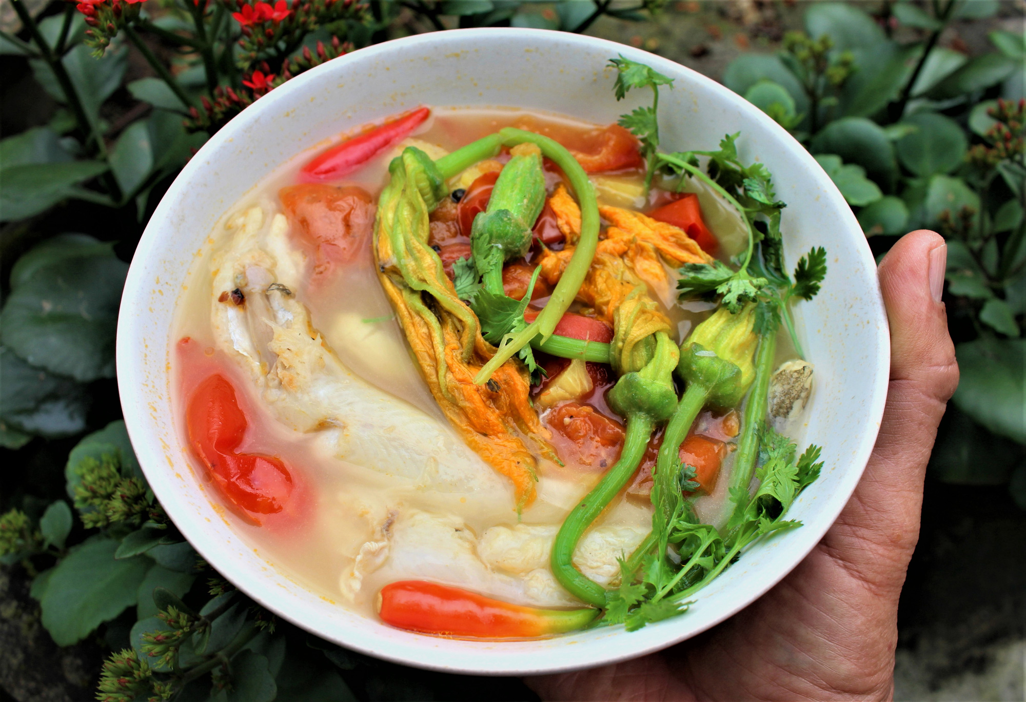 ស៊ុបត្រីដំឡូងផ្អែមដែលអ្នកអាចញ៉ាំរហូតមិនធុញ - រូបថត ៤. Canh cá khoai ăn hoài không ngán - Ảnh 4.