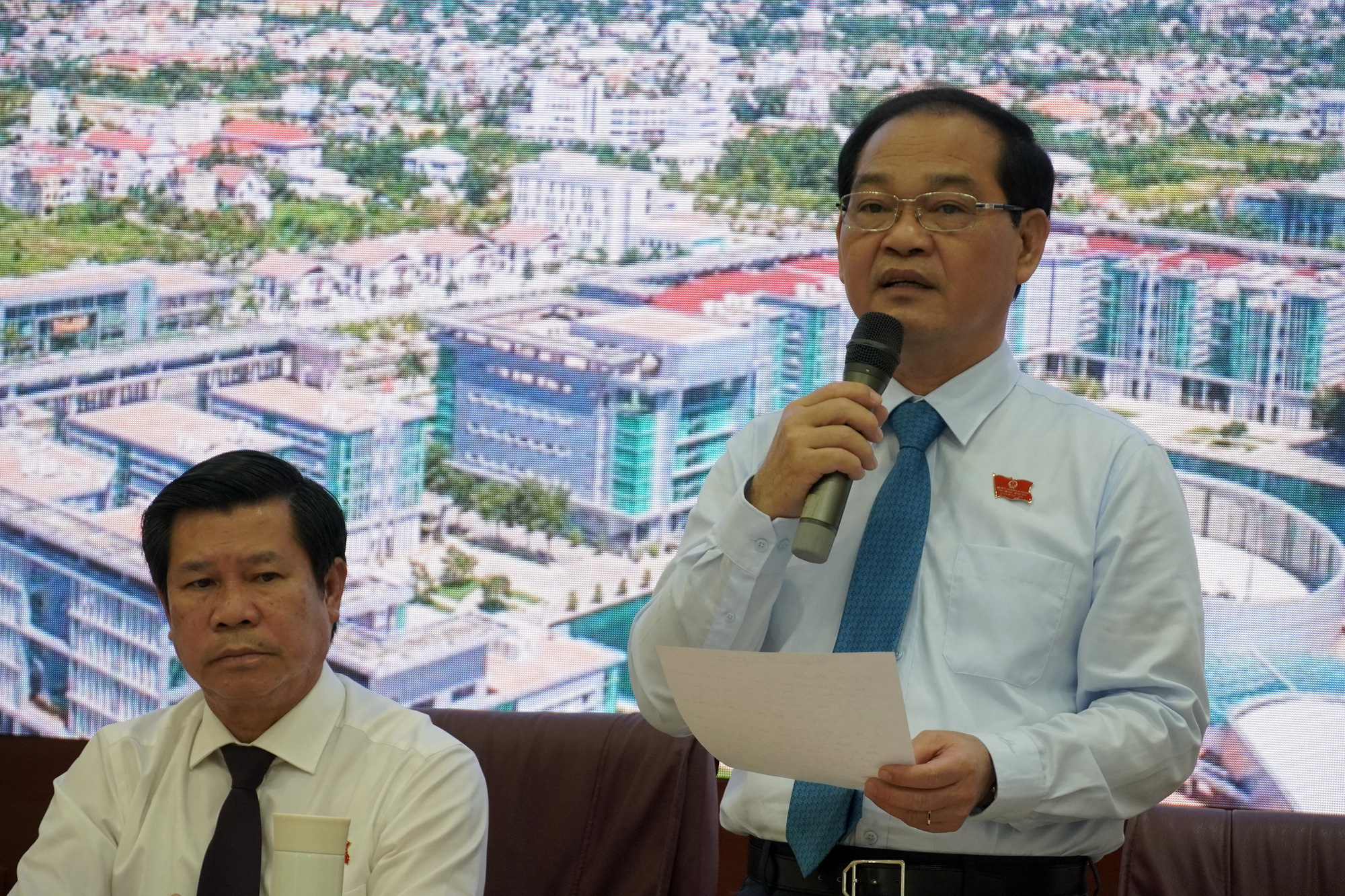 24 cán bộ Ban Thường vụ Tỉnh ủy Bà Rịa - Vũng Tàu quản lý nghỉ hưu trước tuổi, thôi việc - Ảnh 2.