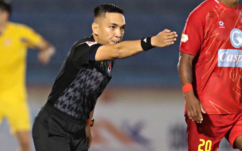 CLB Quảng Nam xin giảm án cho HLV, đề xuất riêng với trọng tài FIFA - Ảnh 3.