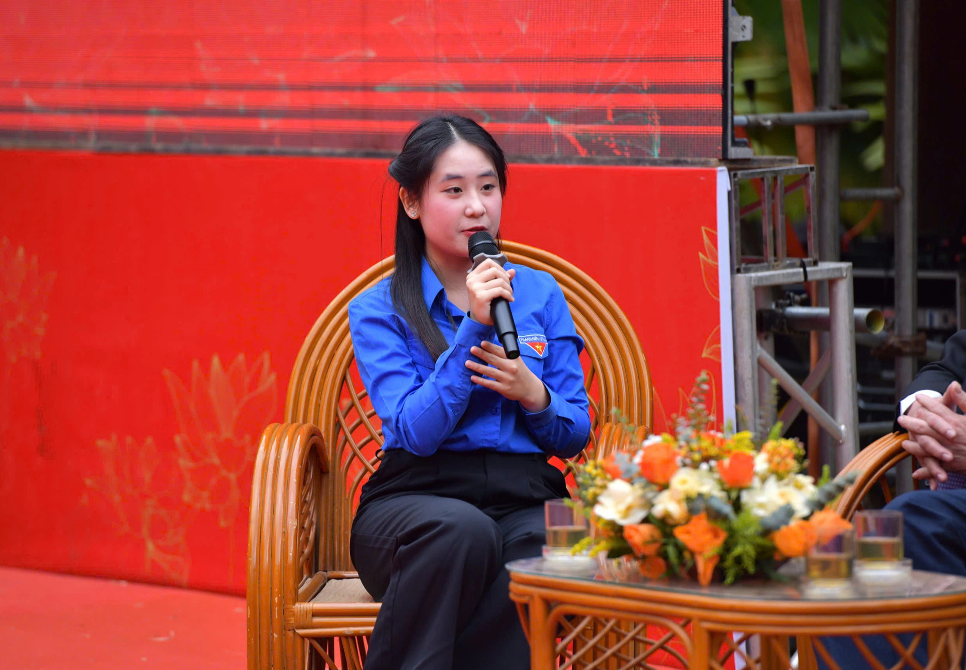 95 năm thành lập Đảng: Cha anh đã cống hiến, hy sinh, người trẻ hôm nay làm gì? - Ảnh 5.