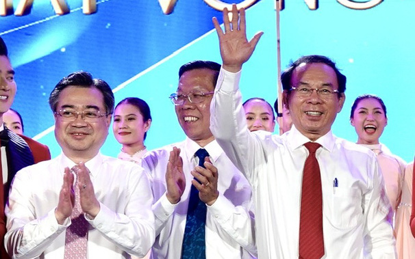 Văn nghệ mừng Ngày thành lập Đảng - Ảnh 2.
