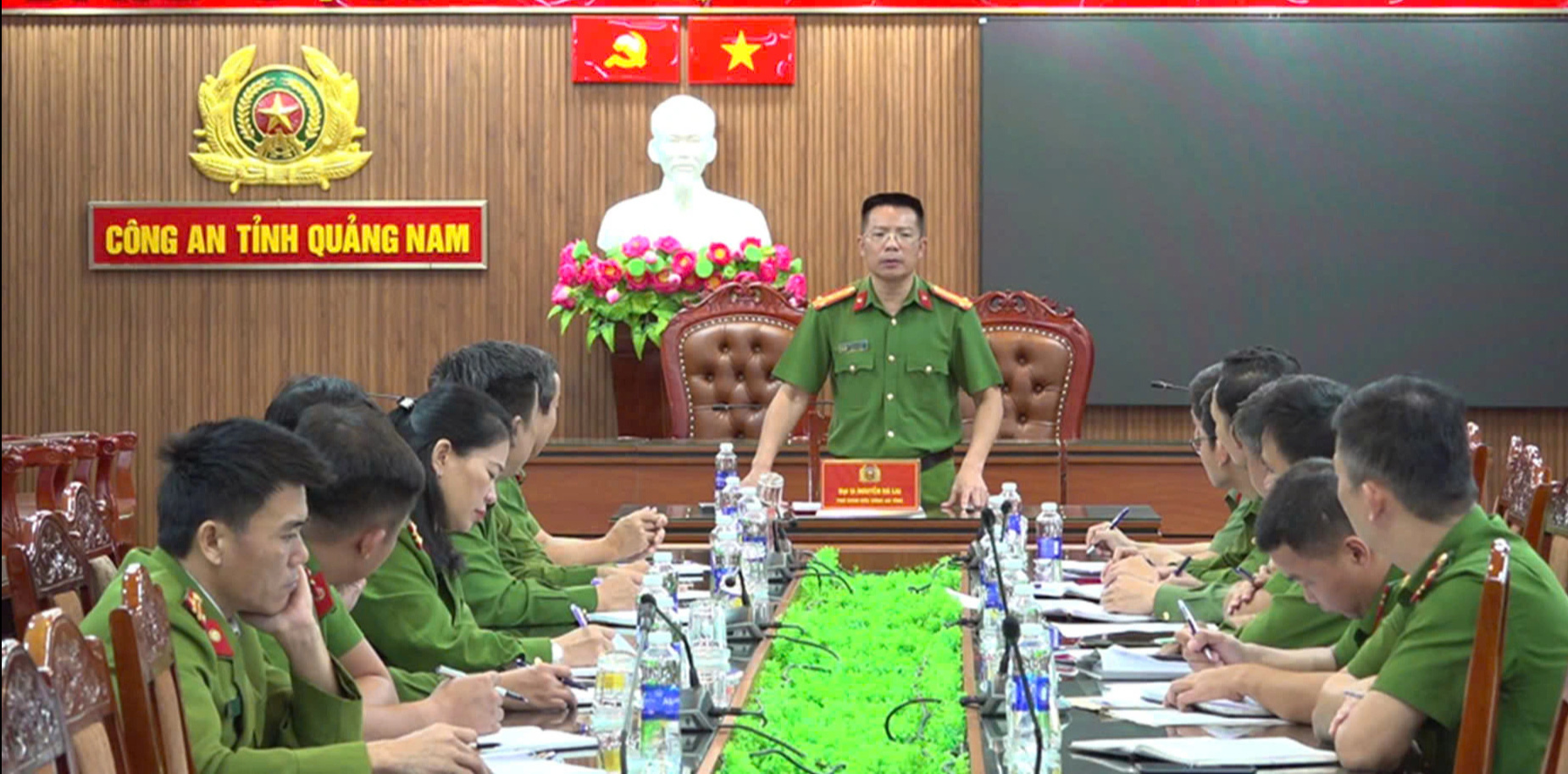Nghi phạm ở Đà Nẵng giết vợ rồi phân xác thả xuống biển phi tang khai gì?  - Ảnh 2.