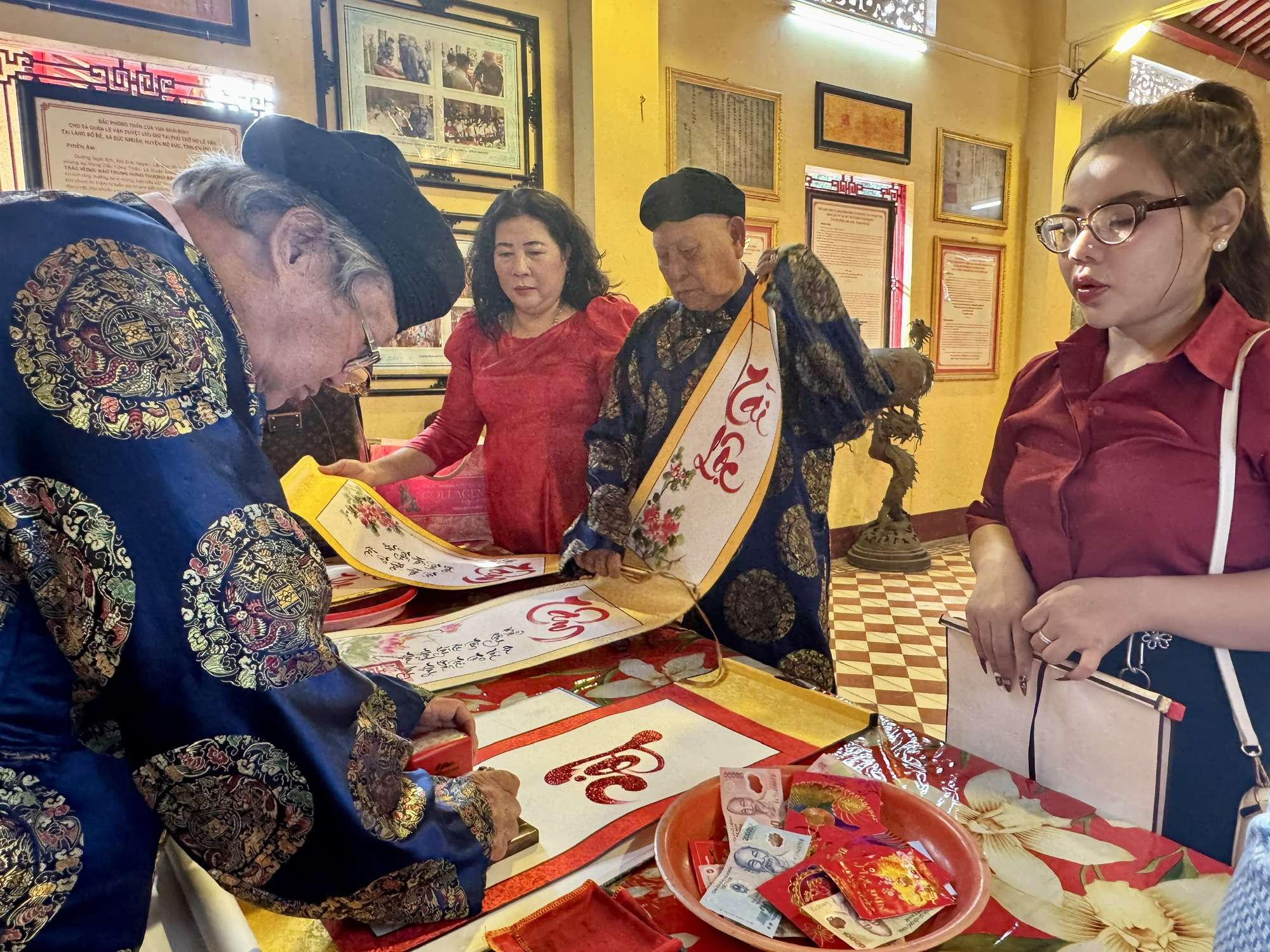 Lễ hội Khai hạ - Cầu an tại lăng Lê Văn Duyệt, mong vạn vật phát triển thái hoà - Ảnh 5.