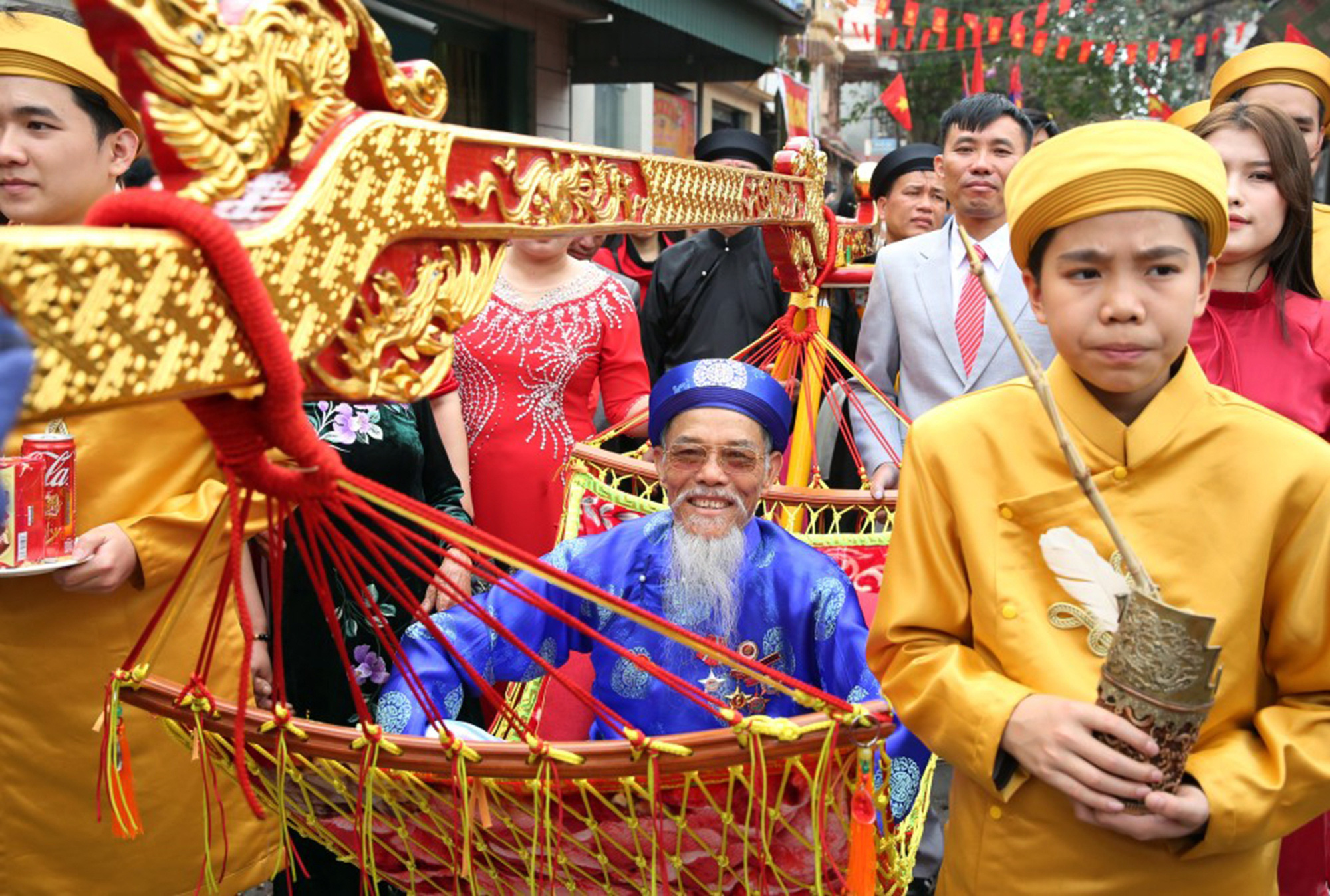 Hà Nam - hòn đảo lạ kỳ của nước Việt - Kỳ 4: Lễ hội rước người có một không hai - Ảnh 4.