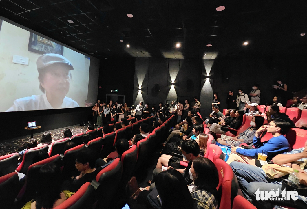 Đạo diễn Đặng Nhật Minh minh mẫn ở tuổi 85 khi giao lưu với khán giả TP.HCM - Ảnh: MI LY