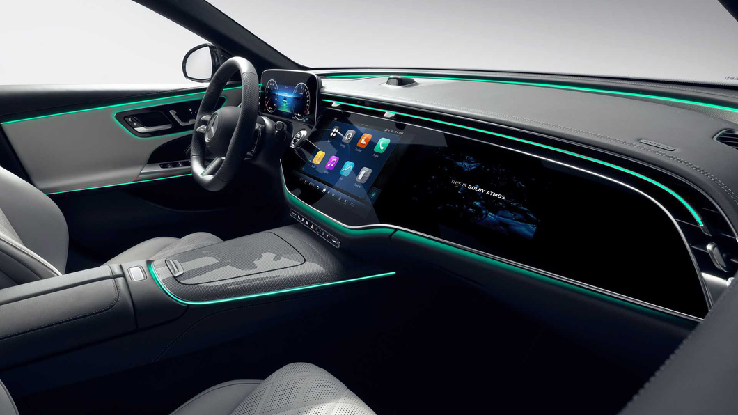 Nội thất Mercedes-Benz E-Class thế hệ mới lộ diện: 3 màn hình to, sẵn TikTok - Ảnh 3.