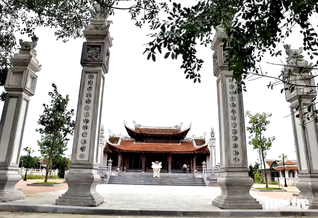 Người dân đùm gần 2.000 bánh chưng mang đến lễ giỗ vua Mai Hắc Đế - Ảnh 3. Người dân đùm gần 2.000 bánh chưng mang đến lễ giỗ vua Mai Hắc Đế - Ảnh 3.