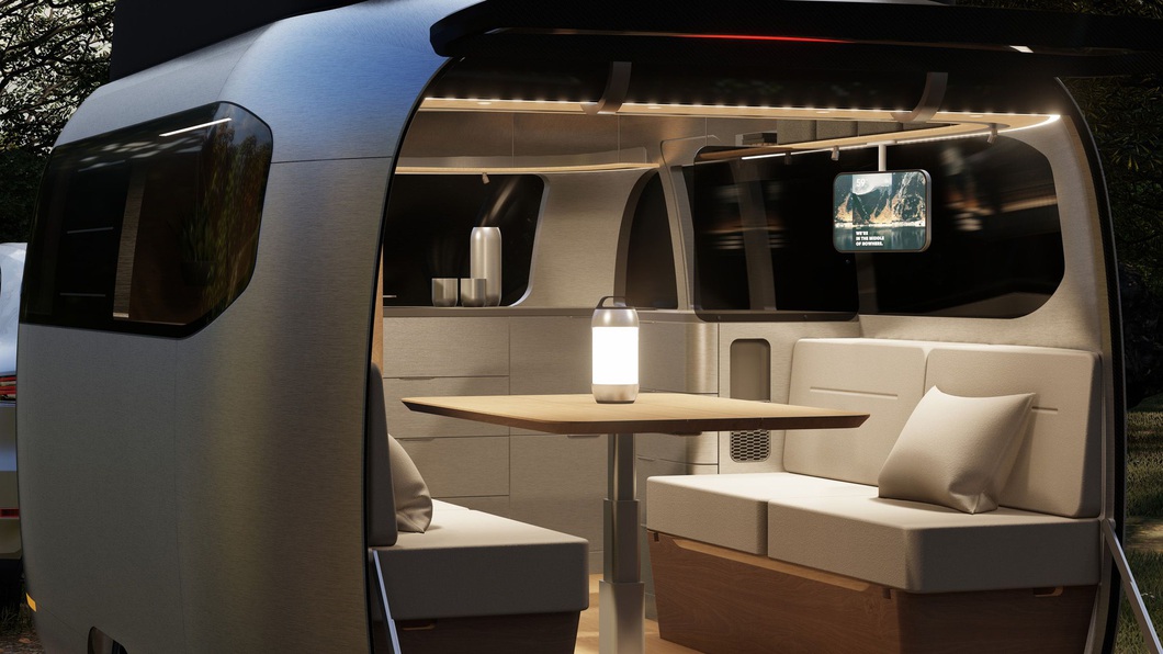 Nhà di động Porsche: Vừa garage gia đình, ở vẫn thoải mái với không gian như khách sạn - Ảnh 10. Nhà di động Porsche: Vừa garage gia đình, ở vẫn thoải mái với không gian như khách sạn - Ảnh 10.