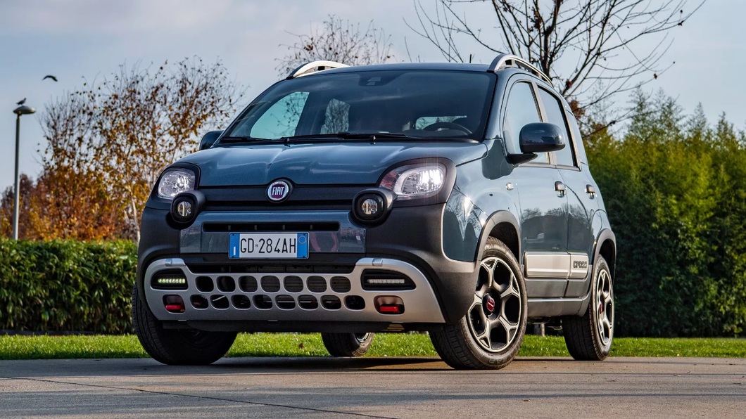 Đây là hòn đảo mà ô tô cỡ nhỏ Fiat Panda còn nhiều hơn cả số dân - Ảnh 4. Đây là hòn đảo mà ô tô cỡ nhỏ Fiat Panda còn nhiều hơn cả số dân - Ảnh 4.