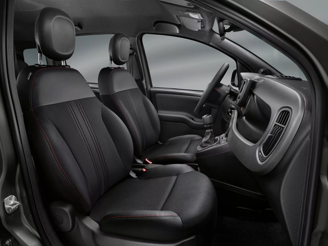 Đây là hòn đảo mà ô tô cỡ nhỏ Fiat Panda còn nhiều hơn cả số dân - Ảnh 9. Đây là hòn đảo mà ô tô cỡ nhỏ Fiat Panda còn nhiều hơn cả số dân - Ảnh 9.