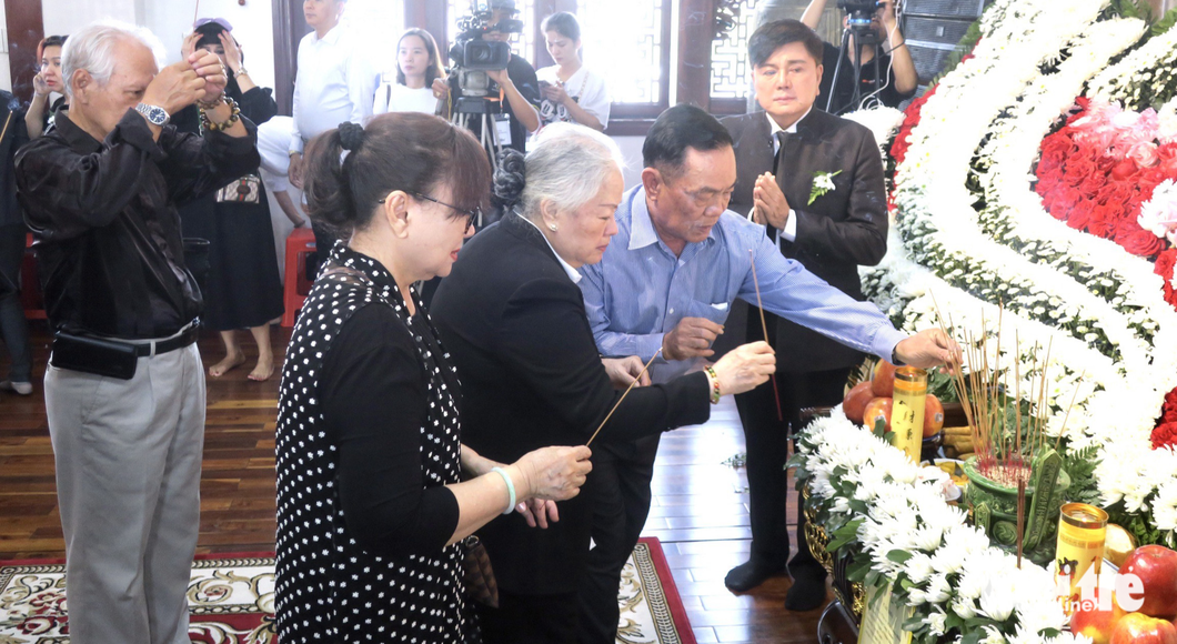 Thoại Miêu, Châu Thanh, Thoại Mỹ, Ngọc Huyền… cùng tưởng niệm nghệ sĩ Diệp Lang - Ảnh 4.