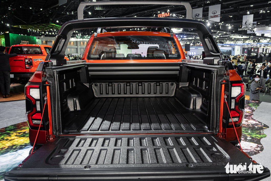 Khám phá Ford Ranger Stormtrak sắp bán ở Việt Nam: Nhiều trang bị xịn, giá quy đổi từ 865 triệu - Ảnh 14. Khám phá Ford Ranger Stormtrak sắp bán ở Việt Nam: Nhiều trang bị xịn, giá quy đổi từ 865 triệu - Ảnh 14.