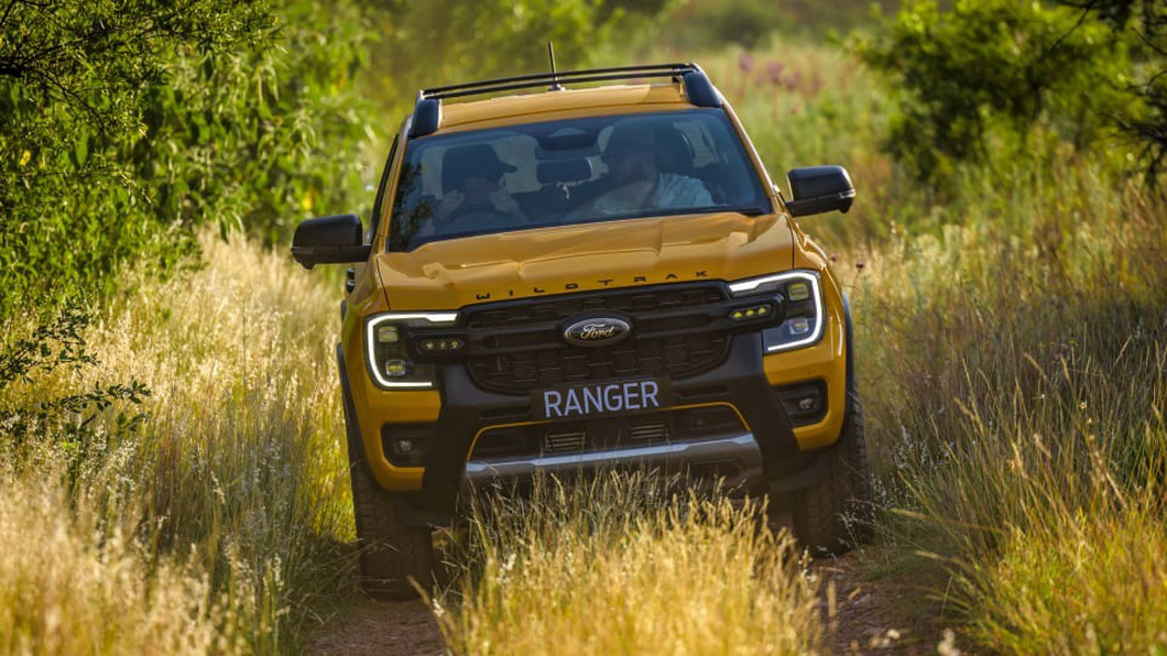 Ford Ranger thêm bản nằm giữa Wildtrak và Raptor, tương tự bản mới sắp bán tại Việt Nam - Ảnh 7.