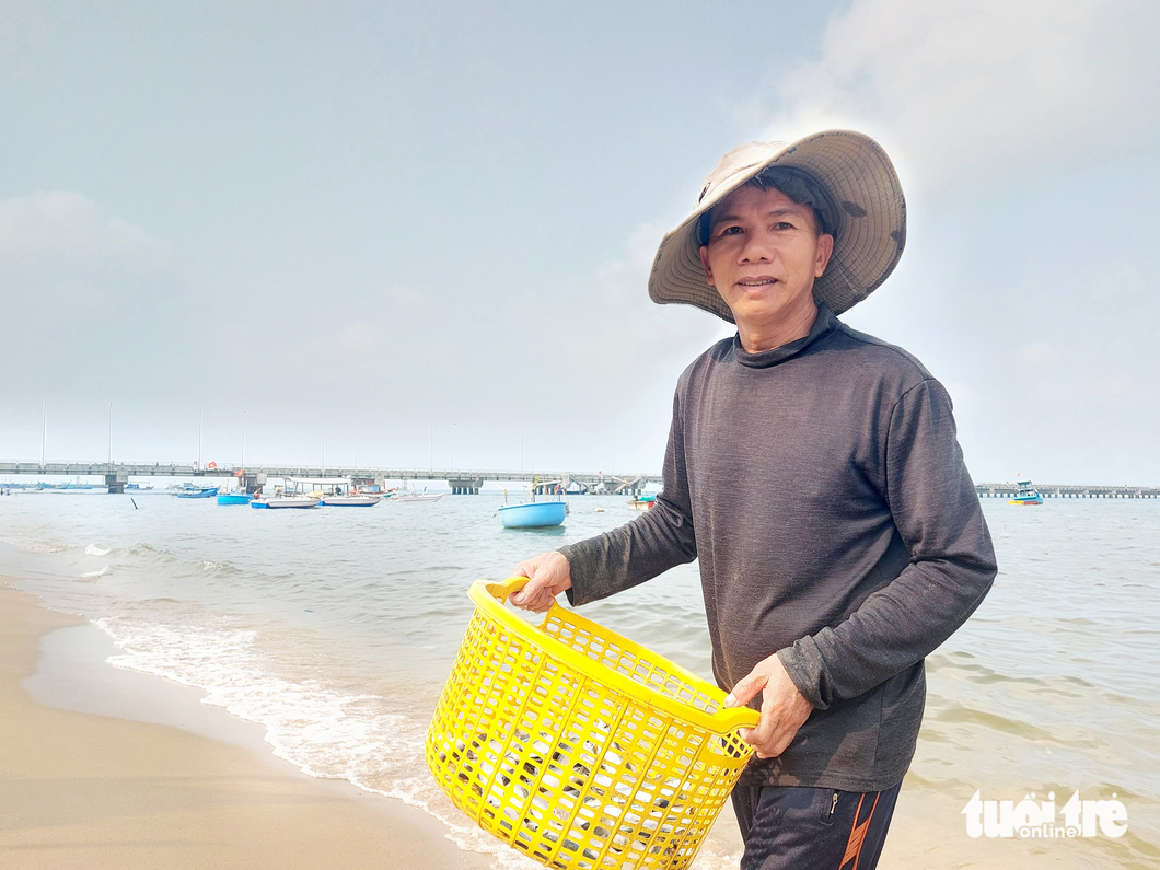 Cuối tuần rong chơi xóm chài bình dị ở Phú Quốc, du khách tới là mê - Ảnh 6.