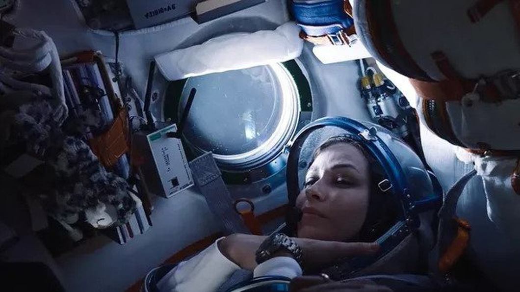 Phim quay ngoài vũ trụ của Nga thống lĩnh phòng vé