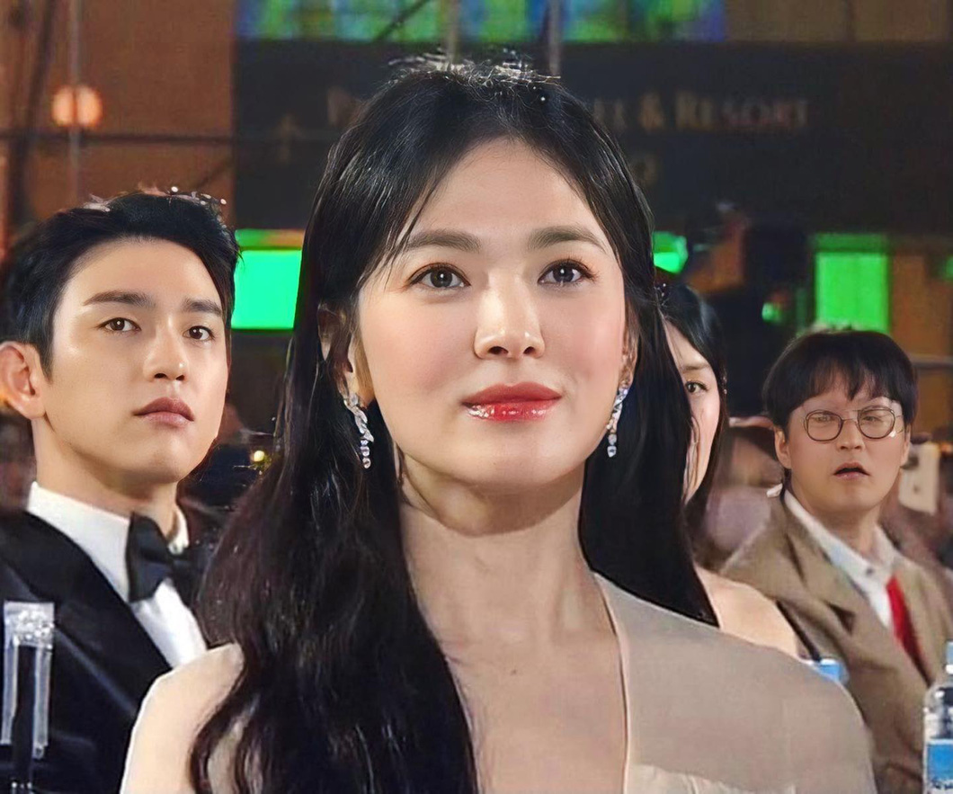 Song Hye Kyo đoạt Baeksang: Vinh quang sau nhiều đau khổ - Ảnh 1.