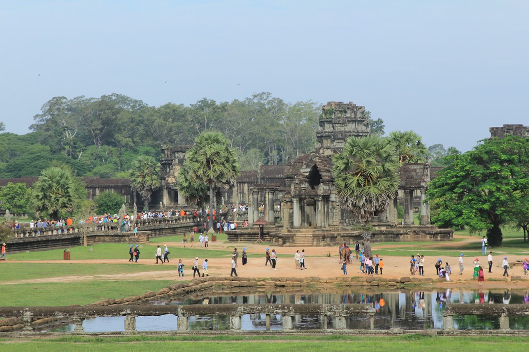 Nước láng giềng Campuchia cũng đã sẵn sàng để đón du khách Việt trong mùa hè năm nay - Ảnh: MINH HUYỀN