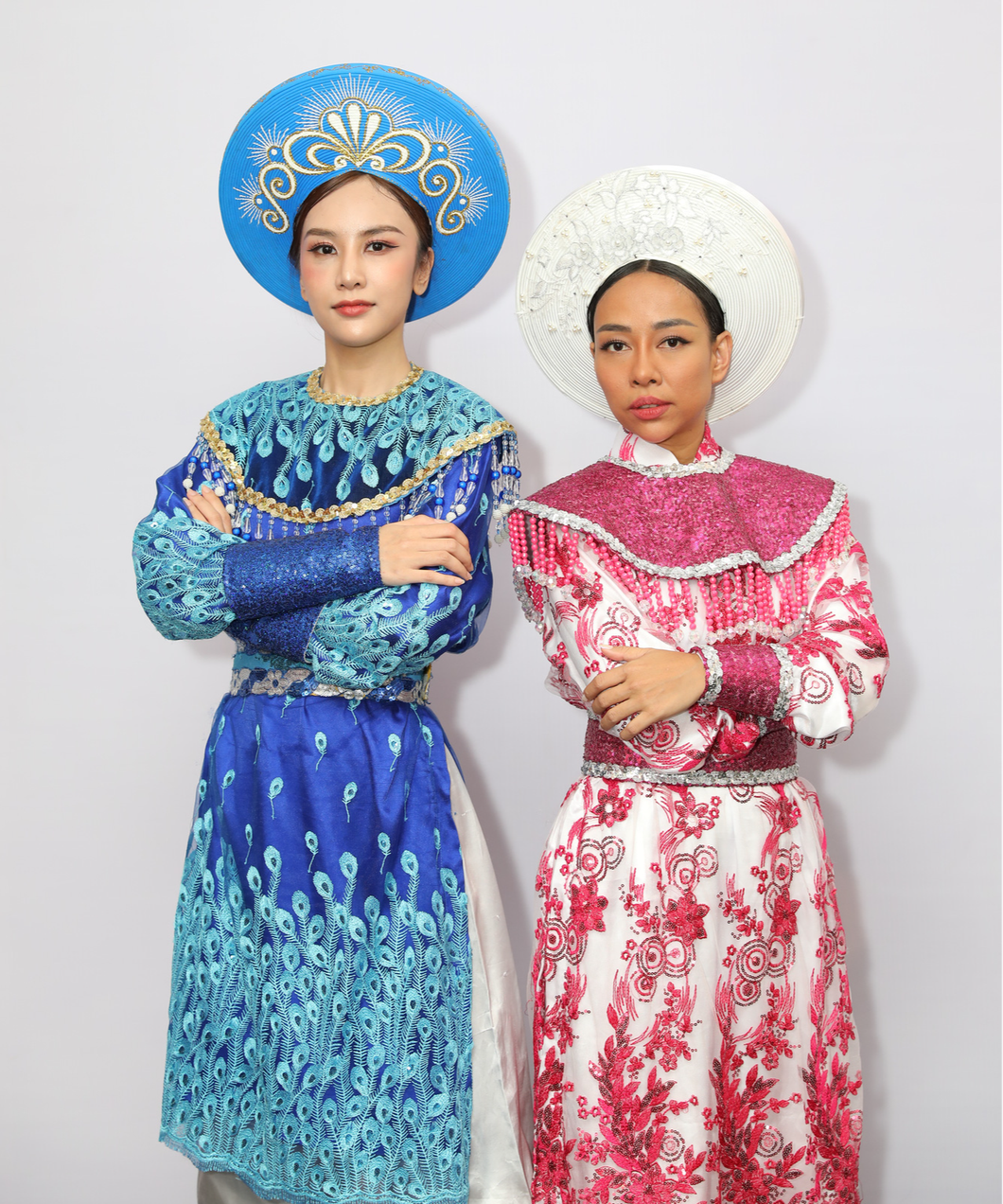 Jenna Anh Phương (trái) và Thảo Trang
