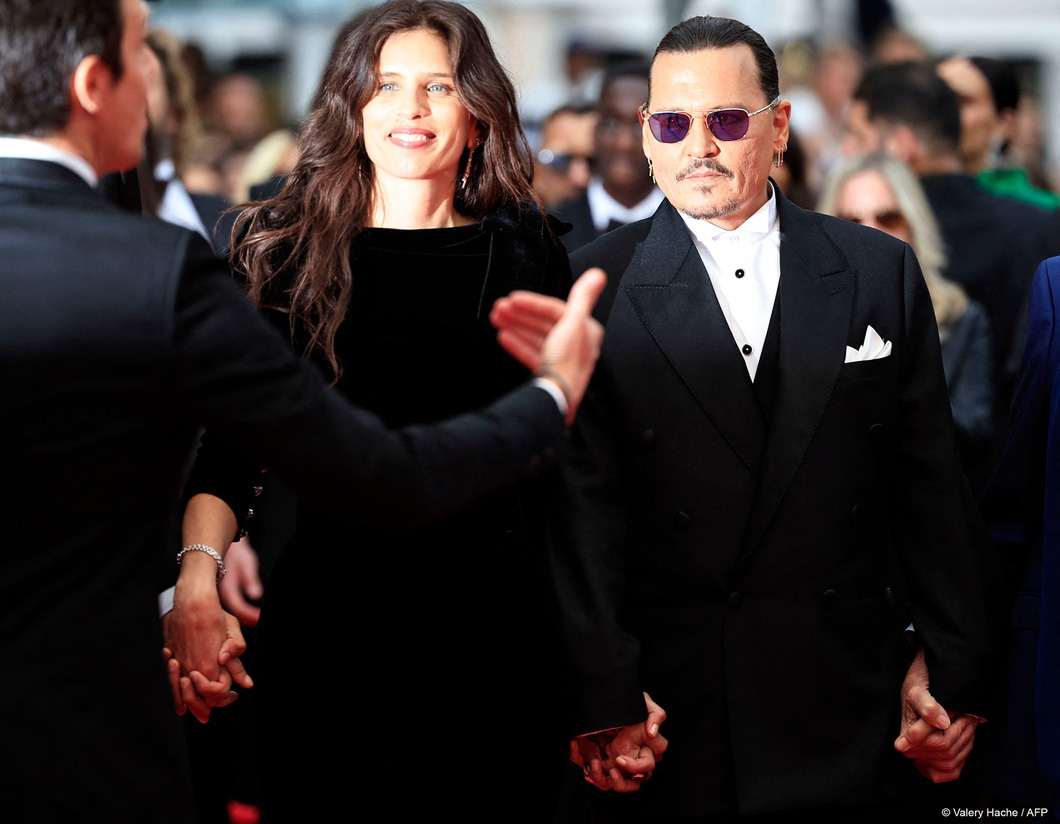 Maïwenn và Johnny Depp - Ảnh: AFP