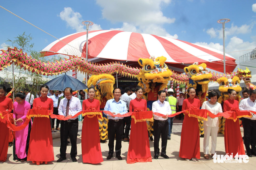 Khánh thành công viên du lịch sinh thái đầu tiên ở Hóc Môn - Ảnh 1.