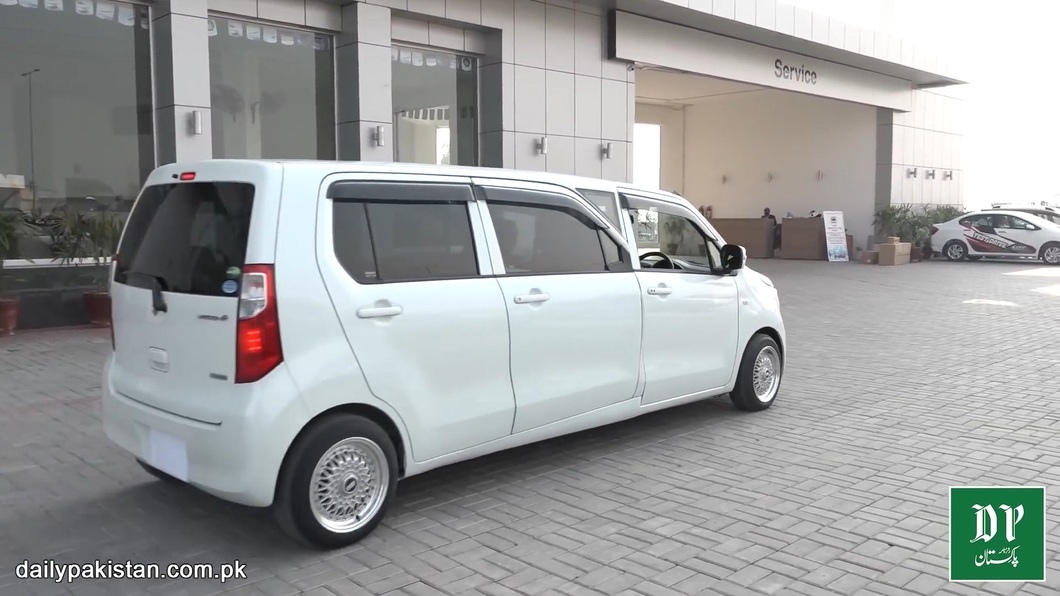 Biến Suzuki bình dân thành ‘limousine của người nghèo’ - Ảnh 3. Biến Suzuki bình dân thành ‘limousine của người nghèo’ - Ảnh 3.