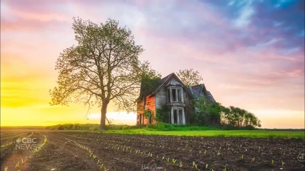 Ngôi nhà bỏ hoang được chụp ảnh nhiều nhất ở Canada nguy cơ bị phá dỡ - Ảnh 8. Một ảnh chụp ngôi nhà bỏ hoang - Ảnh chụp màn hình: CBC News