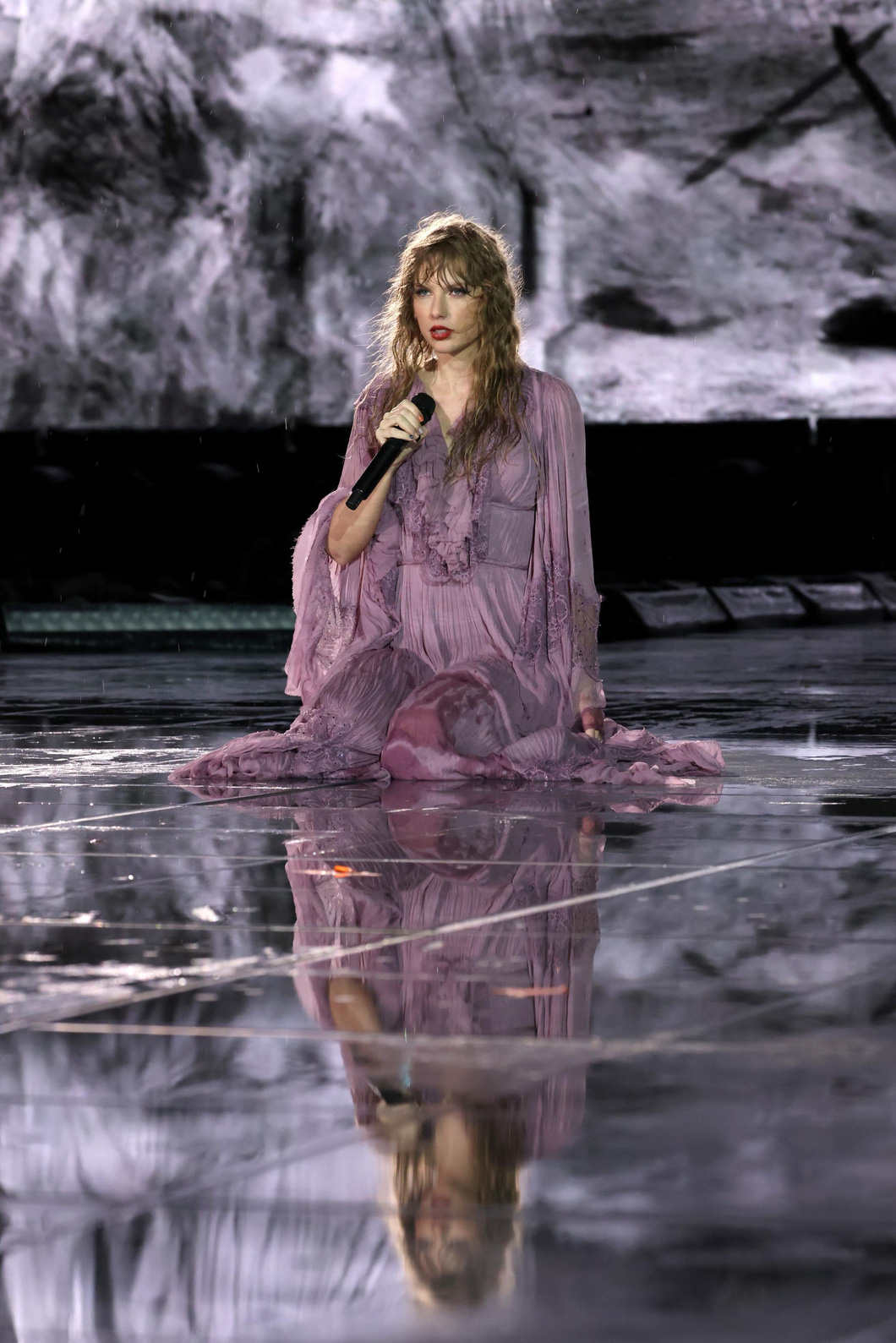 taylor-switf-eras-tour-1-1683603348036703152098.jpeg