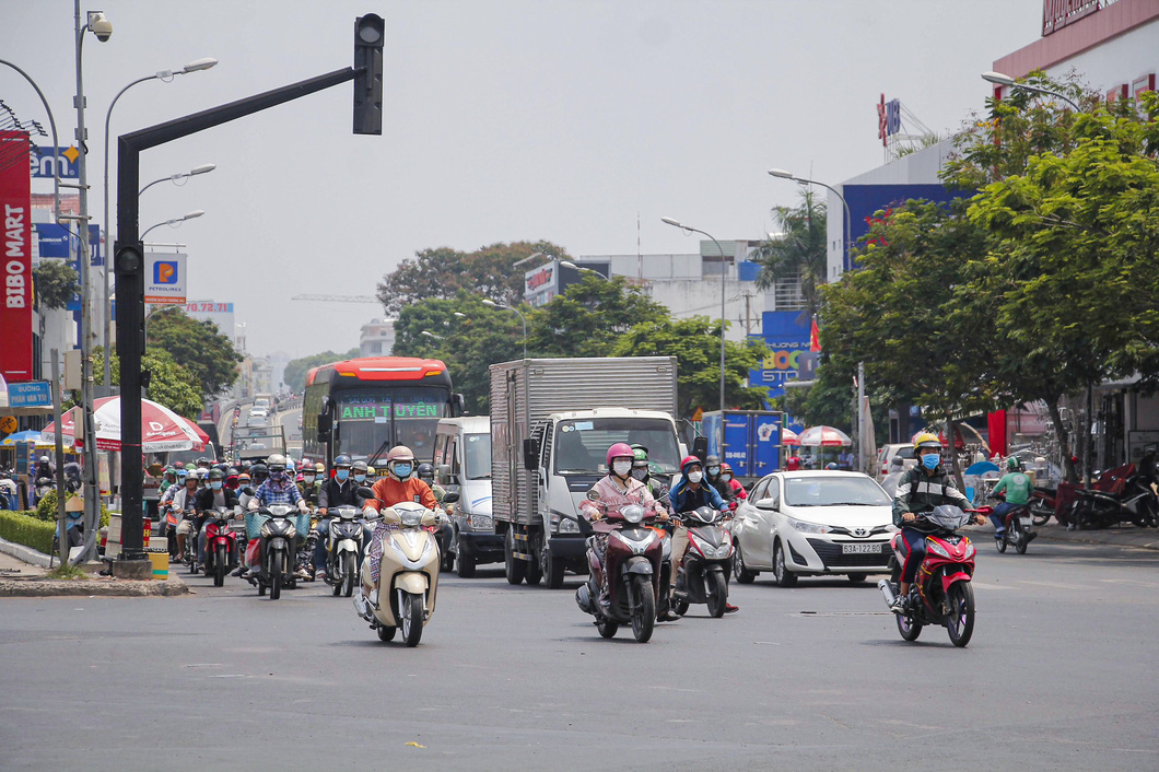 Tin tức sáng 2-6: TP.HCM điều chỉnh thời gian chờ đèn đỏ; Tuần lễ NASA tại Việt Nam - Ảnh 3.