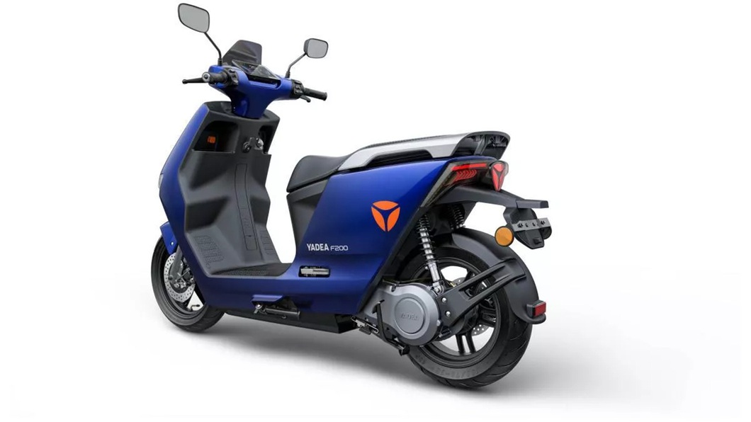 Xe máy điện Trung Quốc do Porsche thiết kế: Sức ngang xe 125cc - Ảnh 9. Xe máy điện Trung Quốc do Porsche thiết kế: Sức ngang xe 125cc - Ảnh 9.