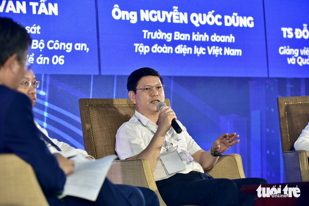 Ông Nguyễn Quốc Dũng, trưởng ban kinh doanh Tập đoàn điện lực Việt Nam - Ảnh: T.T.D.