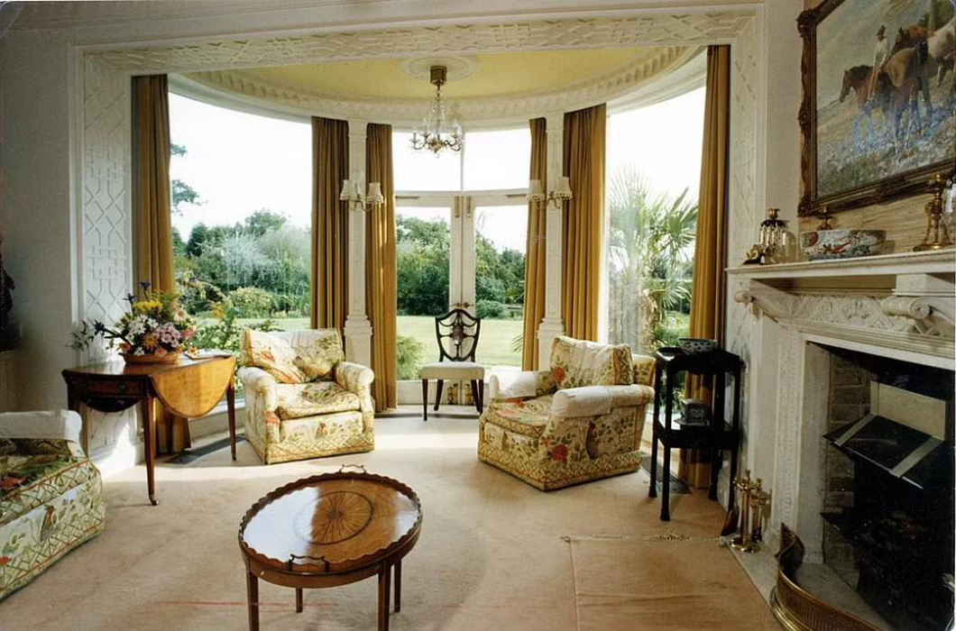Ngắm dinh thự riêng yêu thích của Hoàng hậu Camilla - Ảnh 4.