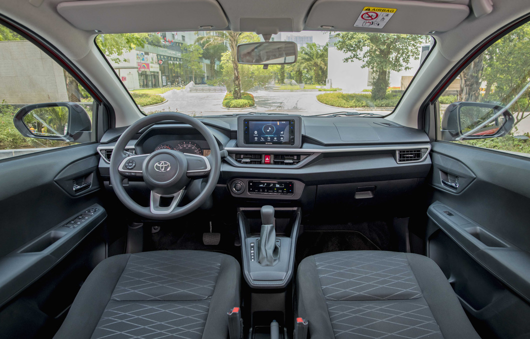 2 bản xe Toyota Wigo 2023 chênh 45 triệu đồng khác biệt ra sao? - Ảnh 5.