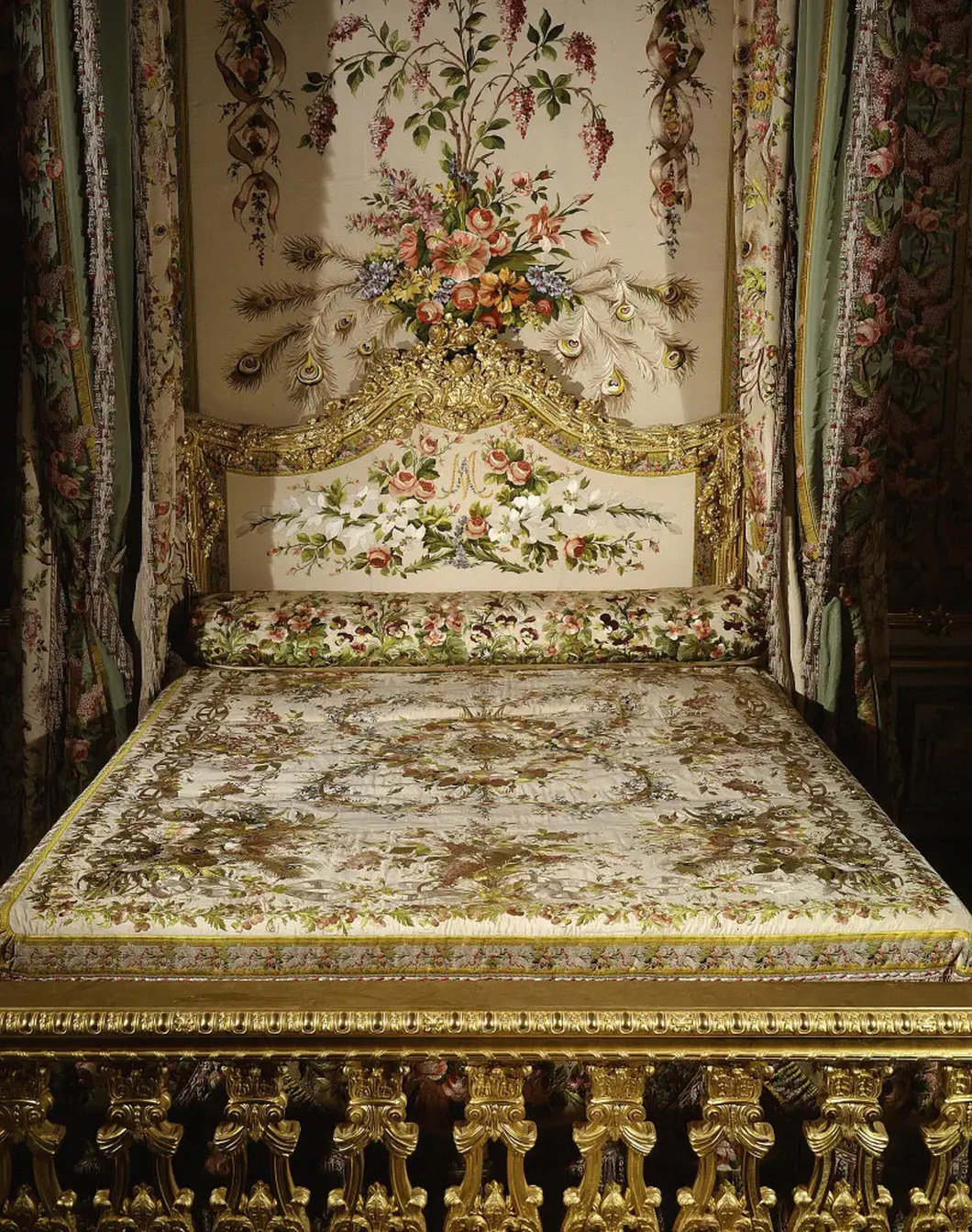Chiêm ngưỡng căn hộ bí ẩn của hoàng hậu Pháp cuối cùng Marie Antoinette - Ảnh 4.