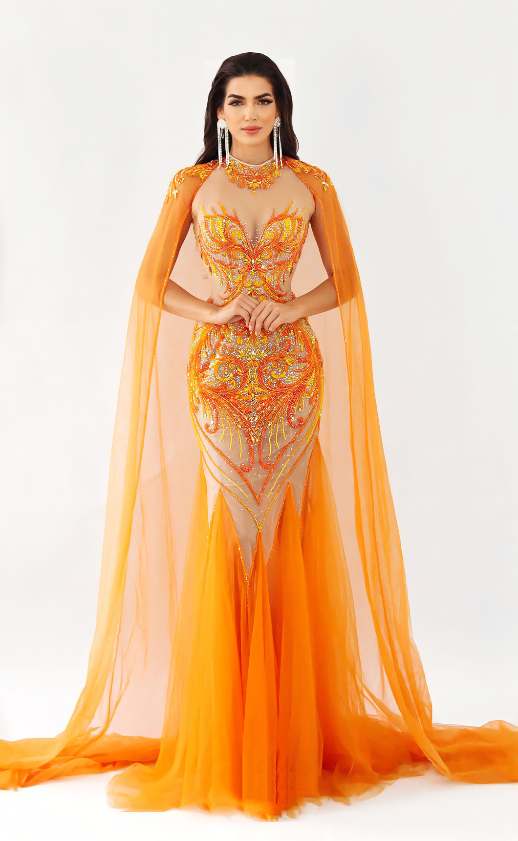 Người đẹp Andreina Pereira diện thiết kế Nguyễn Minh Tuấn đăng quang Hoa hậu Siêu quốc gia vùng Caribe 2023 - Ảnh: NTK cung cấp