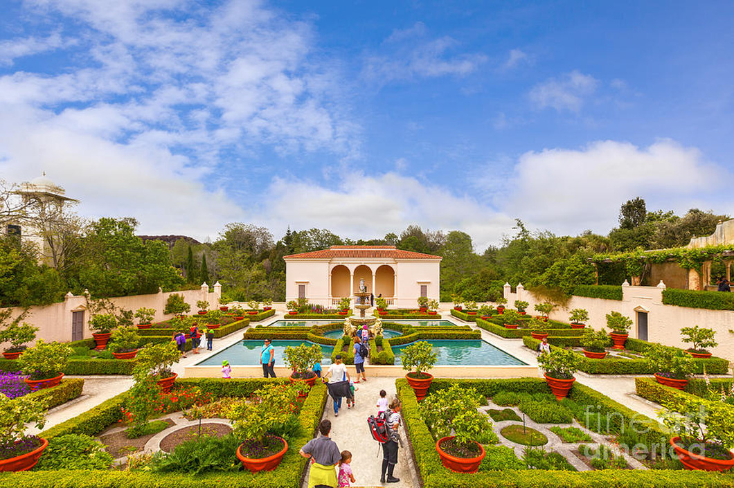 Một góc vườn theo phong cách Phục hưng của Ý tại khuôn viên vườn Hamilton - Ảnh: Kelly Rd