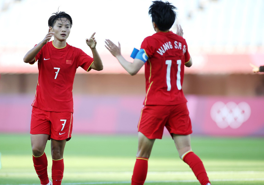 Tuyển nữ Trung Quốc sẵn sàng bước vào thử thách ở World Cup nữ 2023 - Ảnh: REUTERS