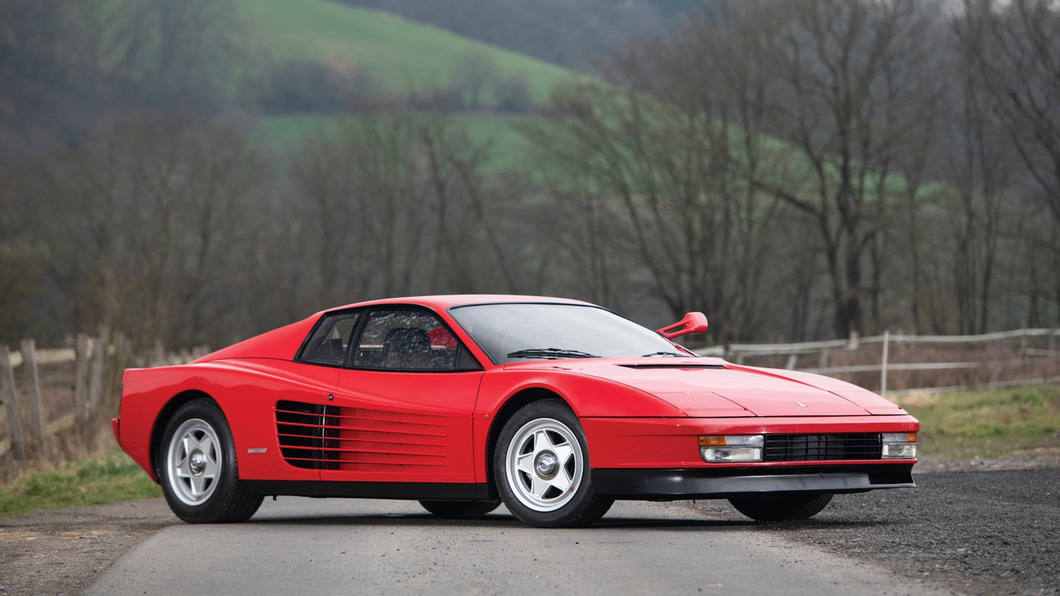 Larry Ellison từng gắn bó với Ferrari Testarossa... - Ảnh minh họa: MotorTrend