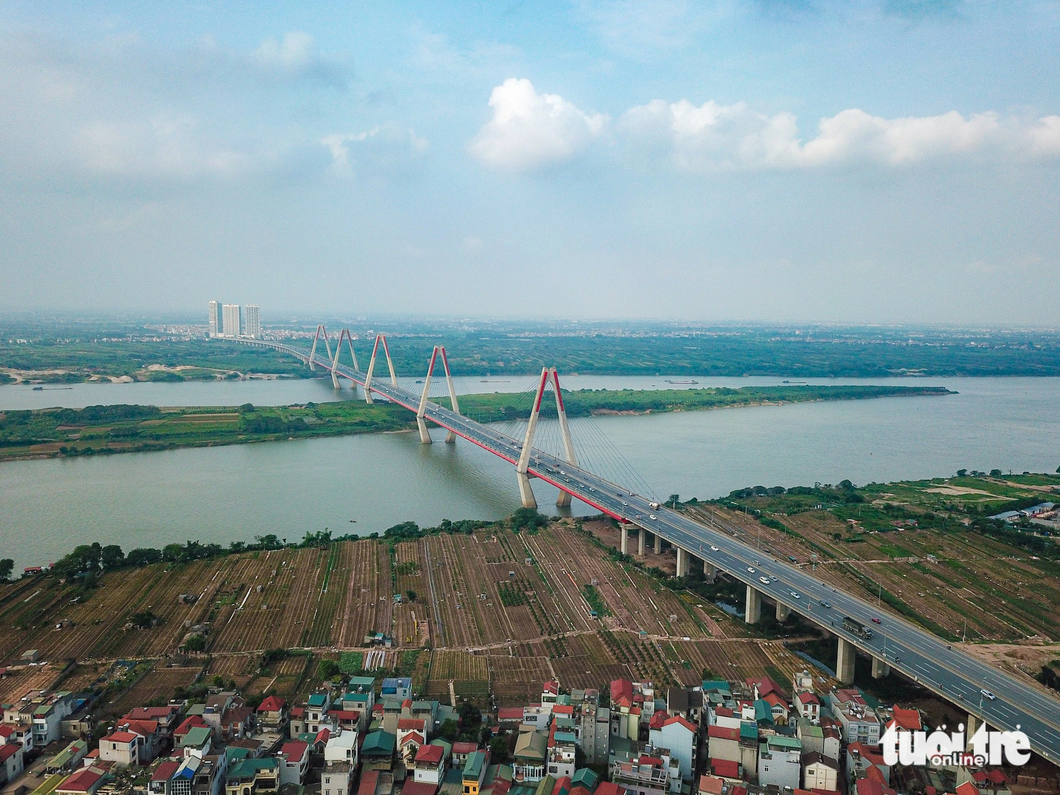 Hà Nội sẽ biến dọc sông Hồng thành những khoảnh rừng đan xen khu dân cư? - Ảnh: NAM TRẦN