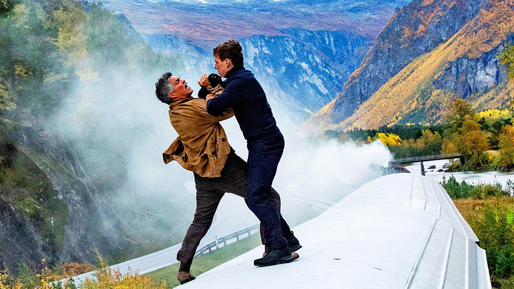 Tom Cruise tự mình thực hiện những cảnh hành động nguy hiểm trong phim mới - Ảnh: Paramount Pictures