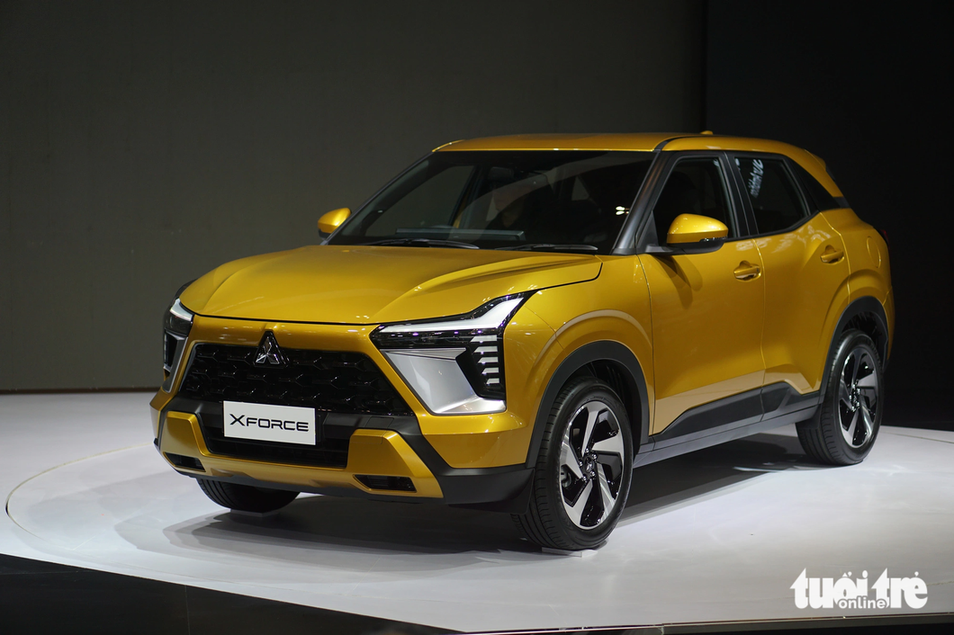 Detailed view Mitsubishi Xforce: 'Fighting' the HR-V with sporty colors and overwhelming technology - photo 2. Detailed view Mitsubishi Xforce: 'Fighting' the HR-V with sporty colors and overwhelming technology - photo 2.
