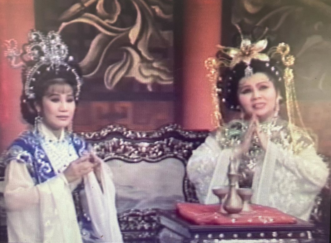 Revisiting Tai Linh as the famous Ly Than Phi of almost 30 years ago ...