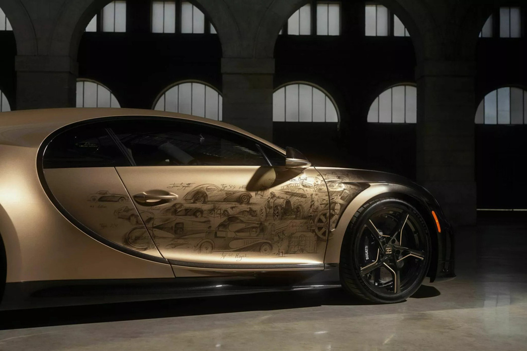 There is a 'gold-plated' version of the Bugatti Chiron which has a special expensive tattoo - photo 7.