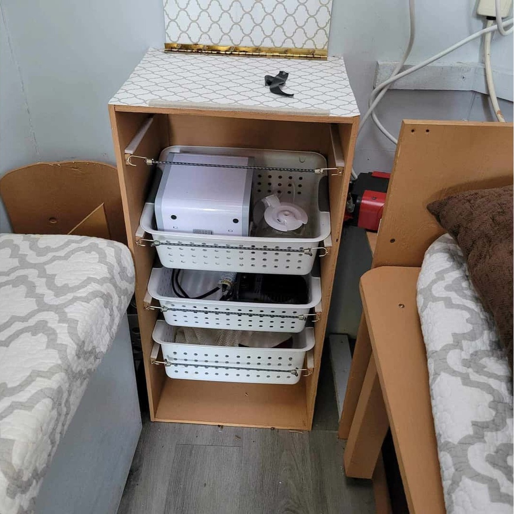 Amazingly tiny mobile home with full kitchen, 'bathroom', 'toilet', air-conditioner - photo 7. Amazingly tiny mobile home with full kitchen, 'bathroom', 'toilet', air-conditioner - photo 7.