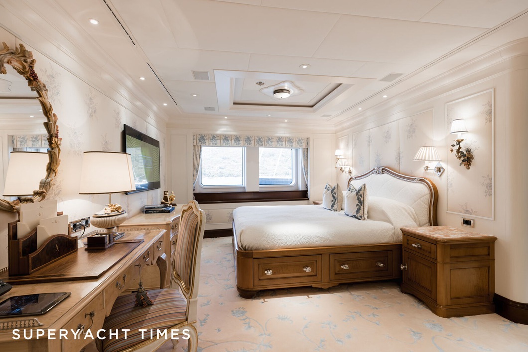 'Tragic' fate of Saudi majestic superyacht: 'Tear down' all the furniture and sell it for 'scrap' - photo 12. 'Tragic' fate of Saudi majestic superyacht: 'Tear down' all the furniture and sell it for 'scrap' - photo 12.