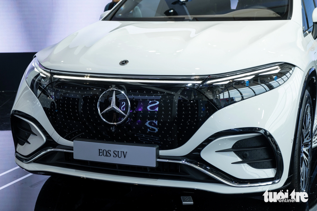Mercedes-Benz EQS SUV details: Price about 5 billion, drives directly from Hanoi - Hue when fully charged - Photo 7. Mercedes-Benz EQS SUV details: Price about 5 billion, drives directly from Hanoi - Hue when fully charged - Photo 7.