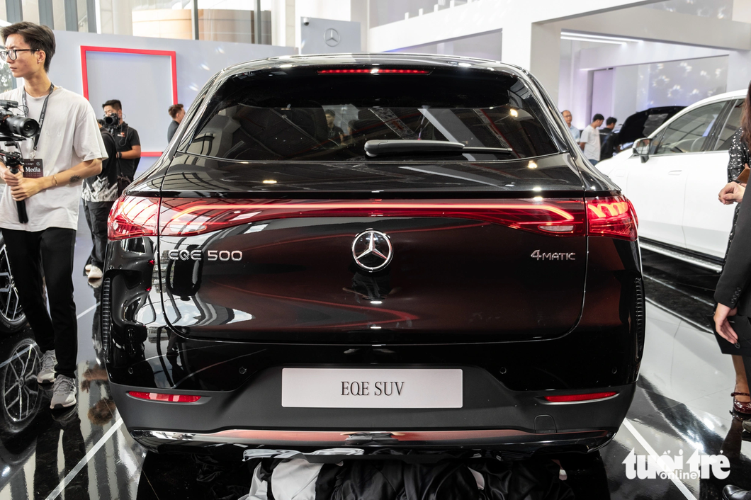 Mercedes-Benz EQI SUV launched: price around 4 billion, can go to Hanoi-Quang Binh when fully charged - Photo 3. Mercedes-Benz EQI SUV launched: price around 4 billion, can go to Hanoi-Quang Binh when fully charged - Photo 3.