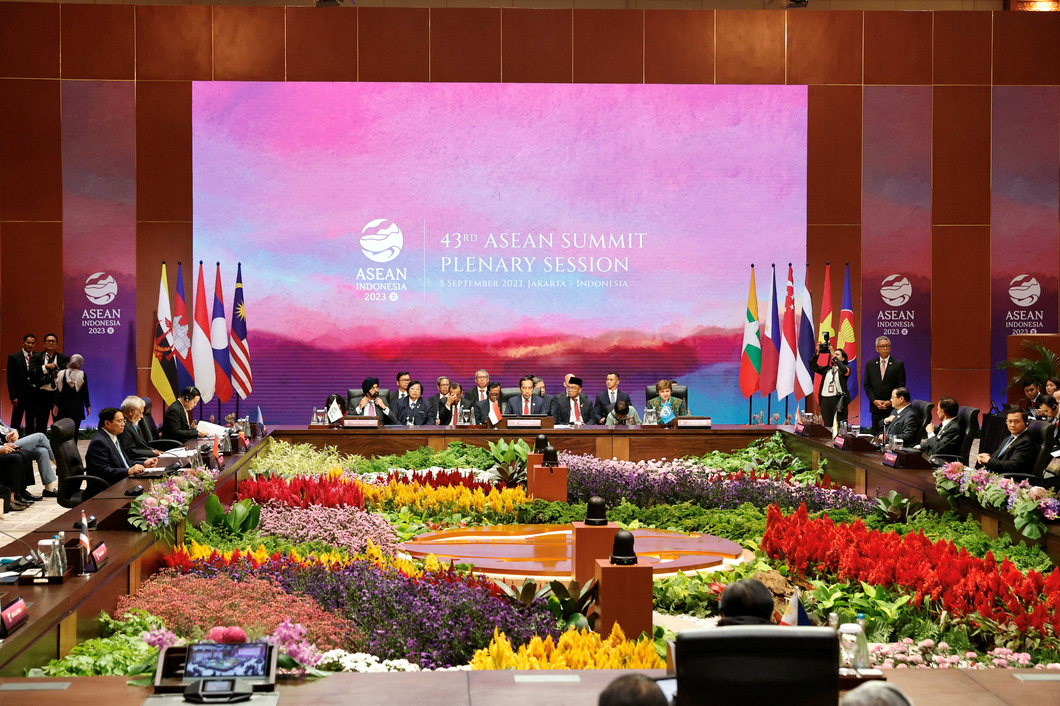 2-asean-59-16938906834661755394127.jpg