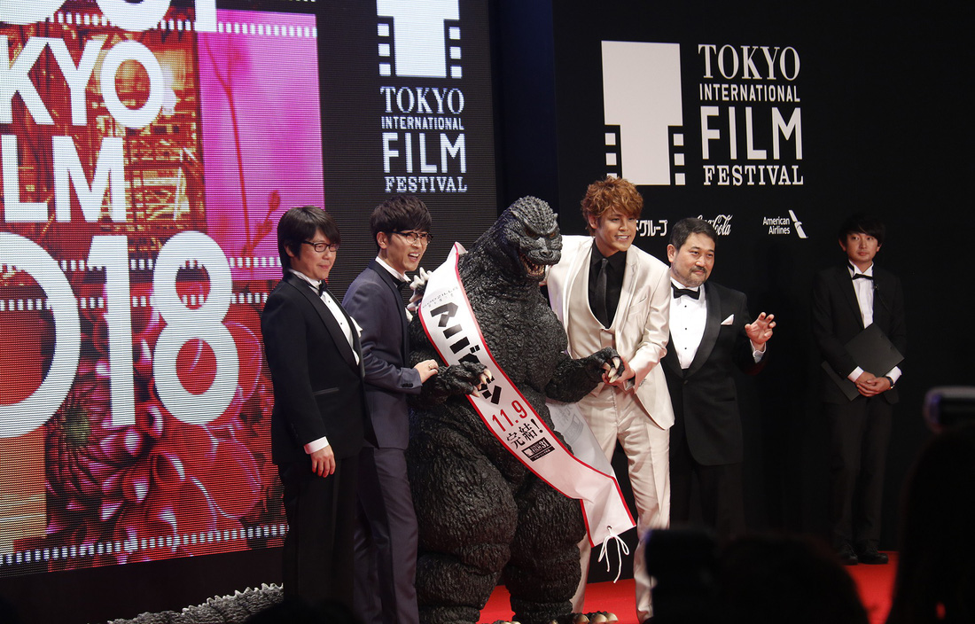 Hồng Ánh, Liên Bỉnh Phát lên thảm đỏ Liên hoan phim Tokyo - Ảnh 5.