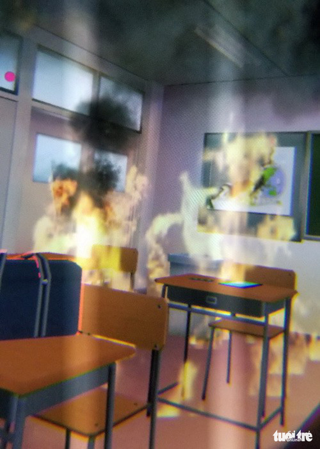 Học sinh học cách thoát hiểm trong phòng thực tế ảo - Ảnh 6.